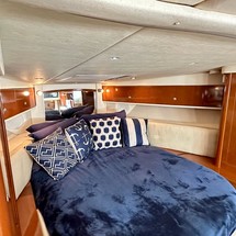 Sea Ray 330 Sundancer