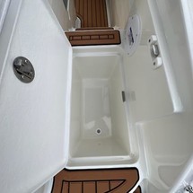 Bayliner VR5 Cuddy