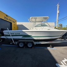 Pro-line 24 walkaround cuddy