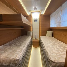 Maiora 27