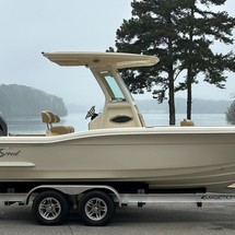 Scout Boats 225 XSF