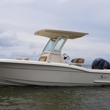 Scout Boats 225 XSF