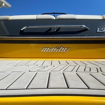 Malibu Wakesetter 23 LSV