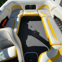 Malibu Wakesetter 23 LSV