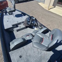 Tracker Pro Team 175 TXW