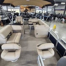 Sun Tracker Fishin Barge 20 DLX