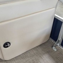 Sun Tracker Fishin Barge 20 DLX