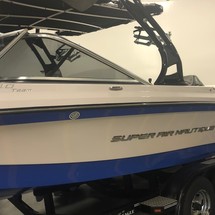 Super Air Nautique 210