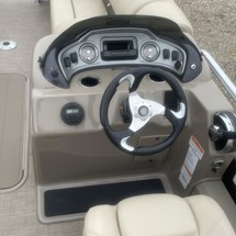 Sun Tracker SportFish 22 XP3