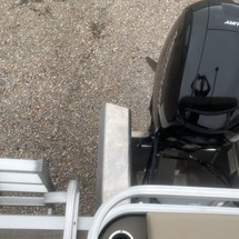Sun Tracker SportFish 22 XP3