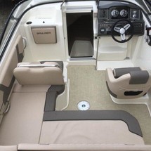 Bayliner VR5 Cuddy