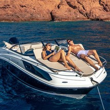 Bayliner VR5 Cuddy