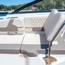 Bayliner VR5 Cuddy