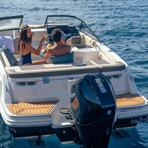 Bayliner VR5 Cuddy