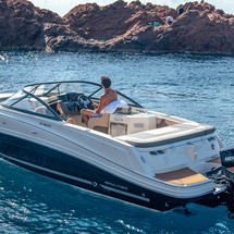 Bayliner VR5 Cuddy