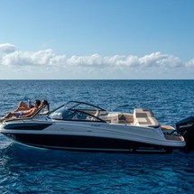 Bayliner VR5 Cuddy