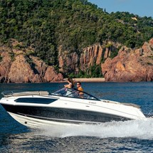 Bayliner VR5 Cuddy