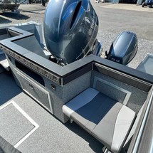 Starcraft Marine Fishmaster 210