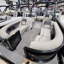60 x 16 tri-toon passenger vessel