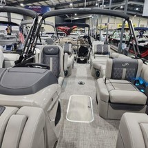 60 x 16 tri-toon passenger vessel