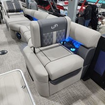 60 x 16 tri-toon passenger vessel