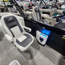 60 x 16 tri-toon passenger vessel