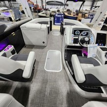 60 x 16 tri-toon passenger vessel