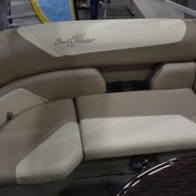 Sunchaser Boats Geneva Cruise 22 LR DH