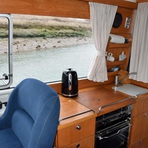 Nimbus 320 Coupe