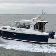 Nimbus 320 Coupe