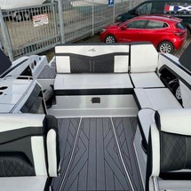 Monterey 278SS