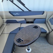 Sunchaser Boats Geneva Sport 24 LR DH Sport