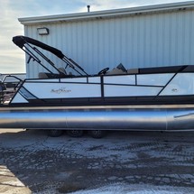 Sunchaser Boats Geneva Sport 24 LR DH Sport