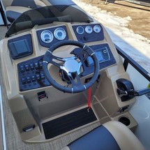 Sunchaser Boats Geneva Sport 24 LR DH Sport