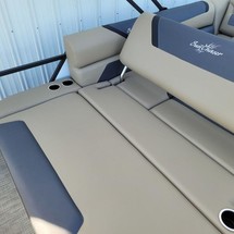 Sunchaser Boats Geneva Sport 24 LR DH Sport