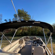 Sun Tracker Fishin Barge 24 DLX