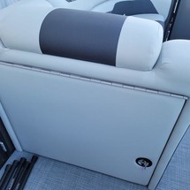 Sunchaser Boats Geneva Sport 24 LR DH Sport
