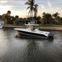 EdgeWater 318CC