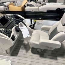 60 x 16 tri-toon passenger vessel