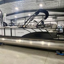 60 x 16 tri-toon passenger vessel