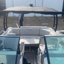 Sea Ray 250 SLX