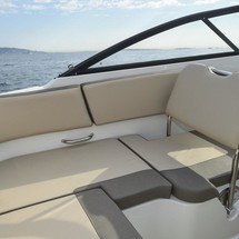 Bayliner VR5 Cuddy
