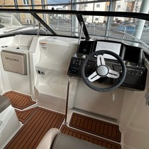 Bayliner VR5 Cuddy