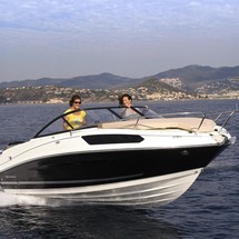 Bayliner VR5 Cuddy