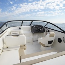 Bayliner VR5 Cuddy