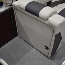 Sunchaser Boats Geneva Sport 24 LR DH Sport