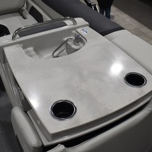 Sunchaser Boats Geneva Sport 24 LR DH Sport