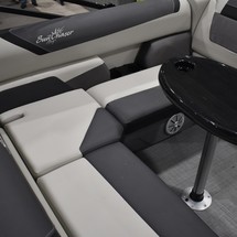 Sunchaser Boats Geneva Sport 24 LR DH Sport