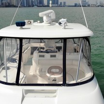 Sea Ray 580 Sedan Bridge