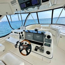 Sea Ray 580 Sedan Bridge